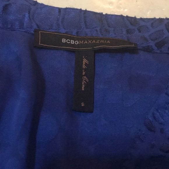 BCBGMAXAZRIA Royal Blue Burnout Blouse - Picture 7 of 9